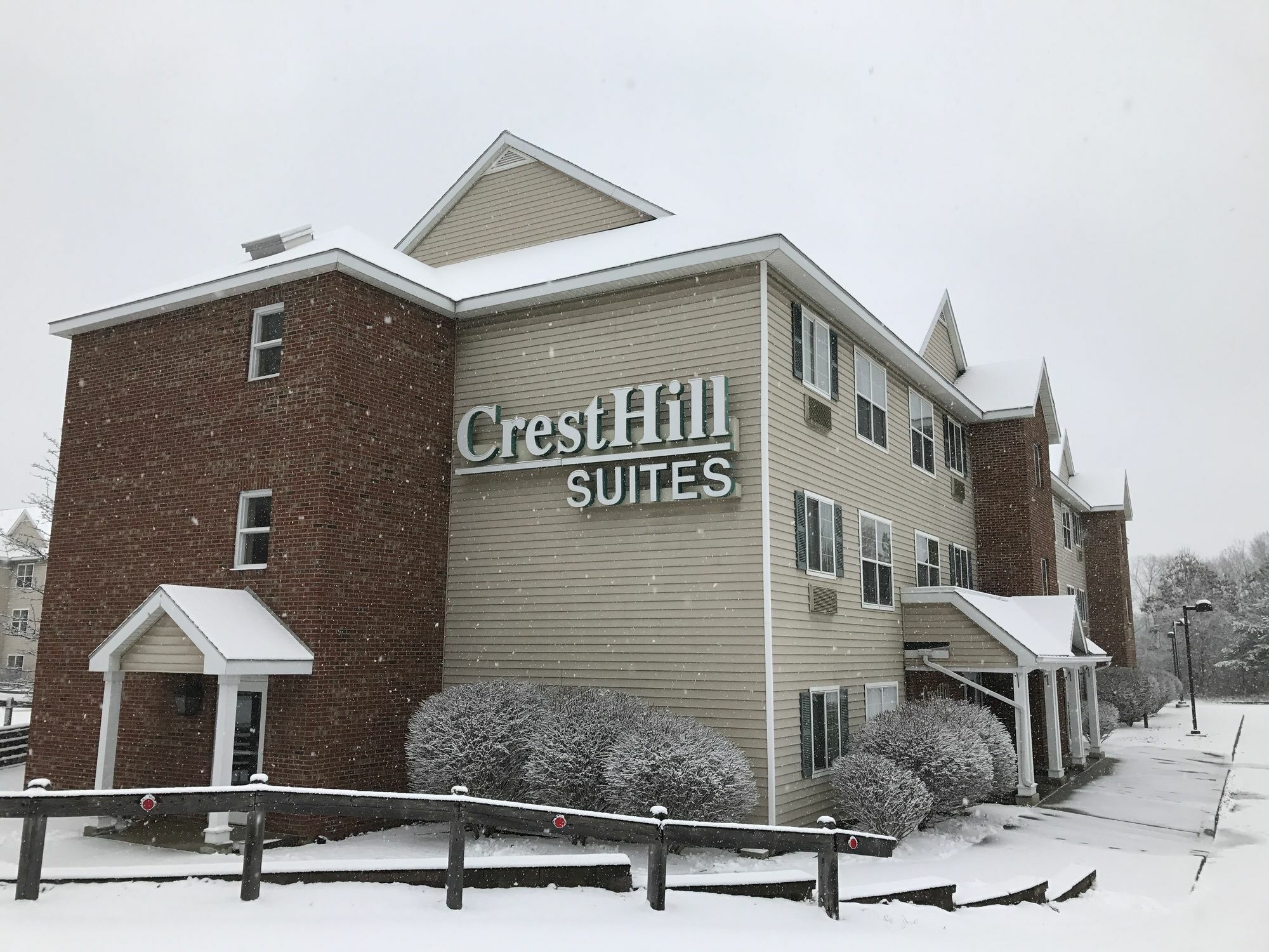 Cresthill Suites Suny University Олбані Екстер'єр фото